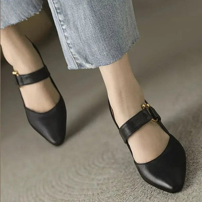 Damen-Slingback-Pumps Mit Spitzer Zehenpartie, Verstellbarem Riemen Und Goldenen Details