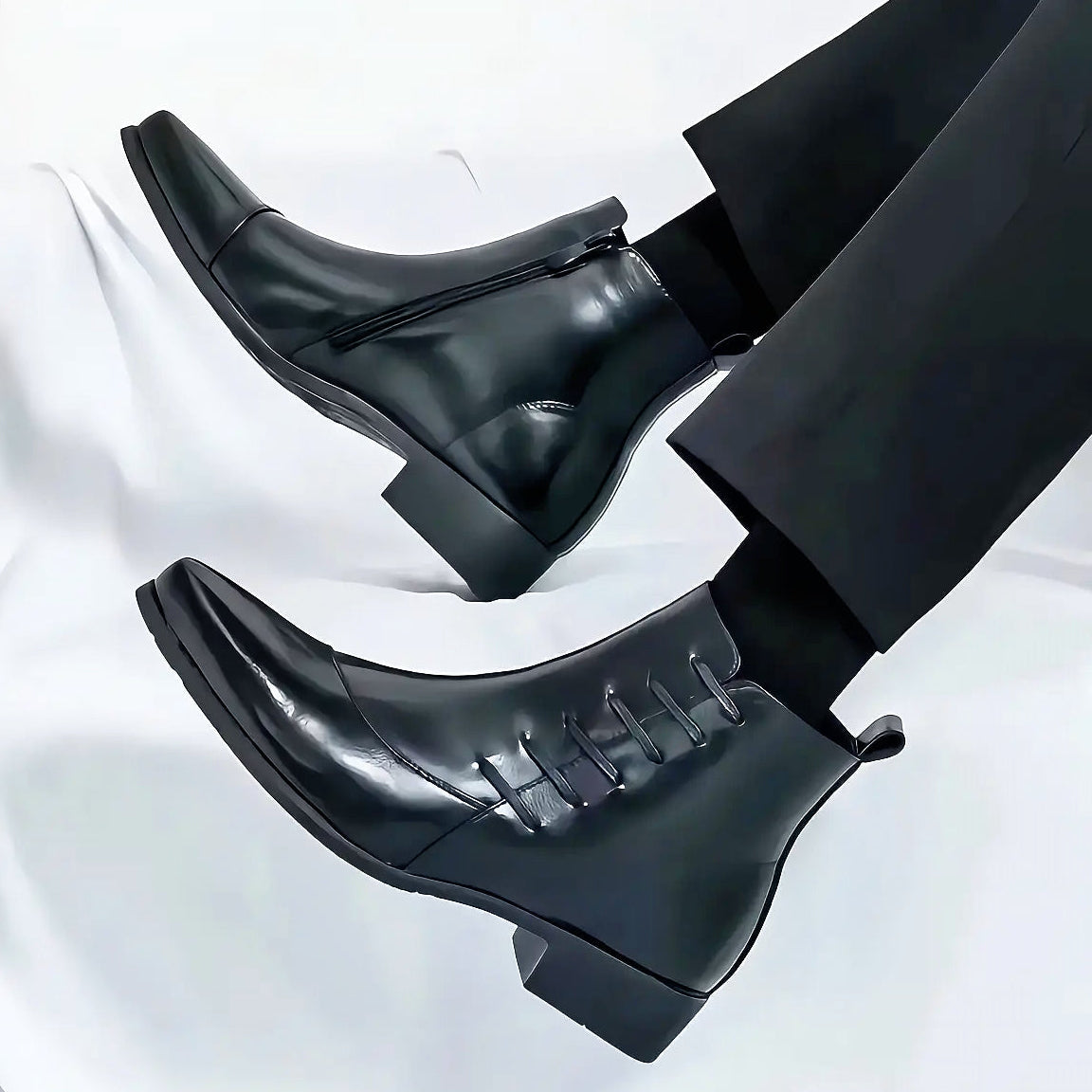 Herrenstiefel mit Schnürung und seitlichem Reißverschluss