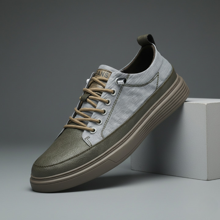 Men's sneakers made of synthetic leather with padded insole and rubber outsole
