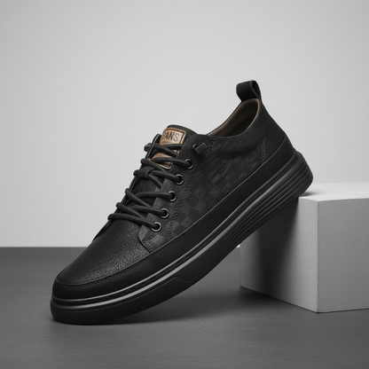 Men's sneakers made of synthetic leather with padded insole and rubber outsole