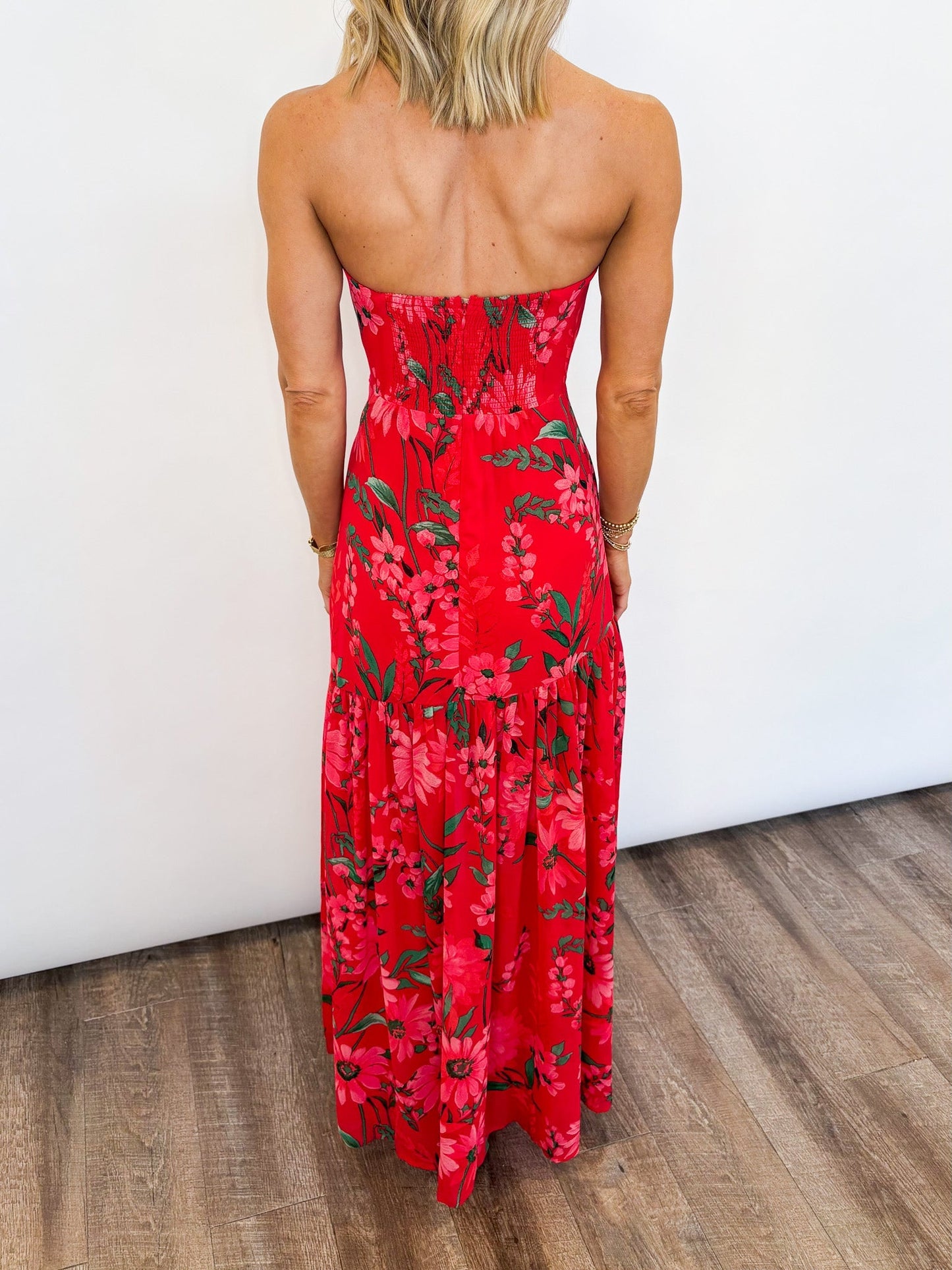 Damen Trägerloses Maxikleid mit Blumenmuster – Fließende Maxisilhouette