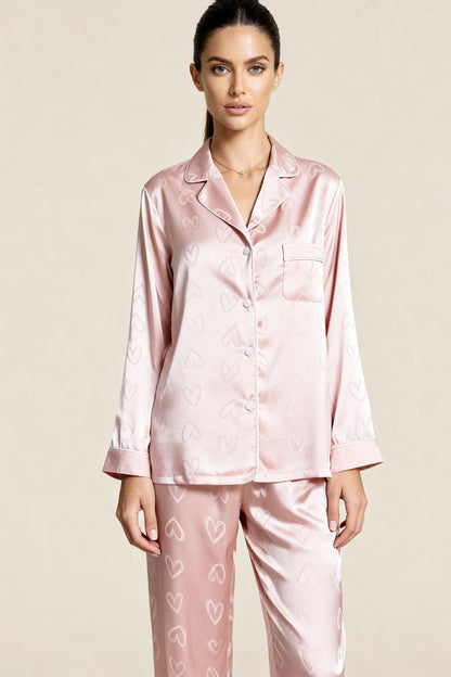 Women's pajama set with satin jacquard heart pattern, shirt and pants with elastic waistband