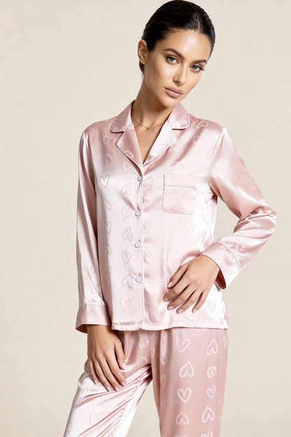 Women's pajama set with satin jacquard heart pattern, shirt and pants with elastic waistband