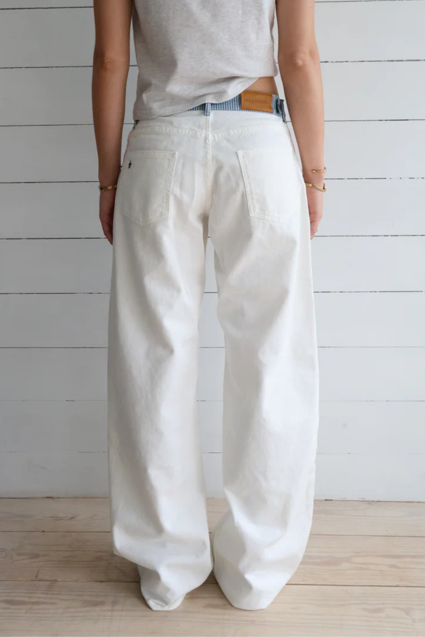 Damen-Jeans Mit Lockerer Passform, Mittelhoher Bund, Gestreifter Bund