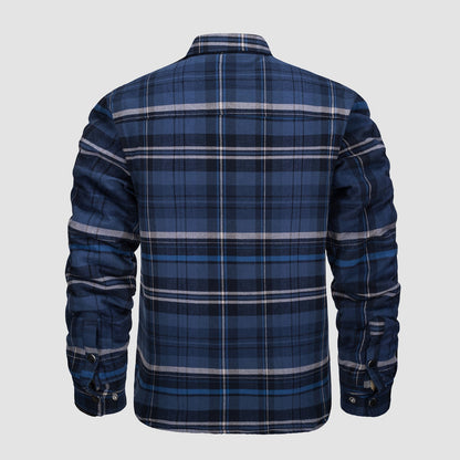 Blau kariertes Herrenhemd aus Flanell, Rückansicht. Langarm, klassisches Design, ideal für Herbstmode und lässige Outfits.