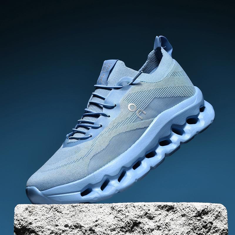 Herren-Sneaker in Blau mit innovativer Sohle, atmungsaktivem Mesh-Obermaterial, ideal für Sport und Freizeit. Trendige Sportschuhe für Männer.