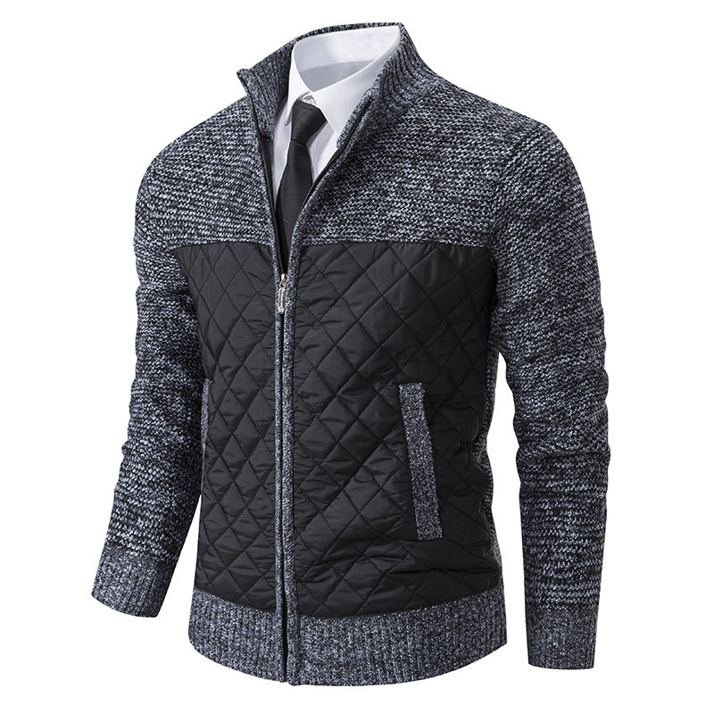 Durchgehender Reissverschluss der Herren-Strickjacke im Detail
