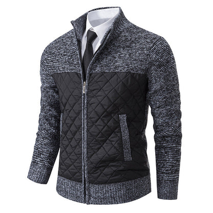 Durchgehender Reissverschluss der Herren-Strickjacke im Detail