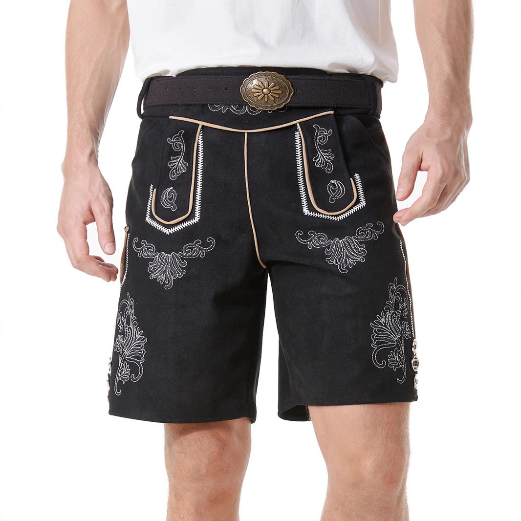 Detailansicht der filigranen Stickereien an der Trachtenlederhose
