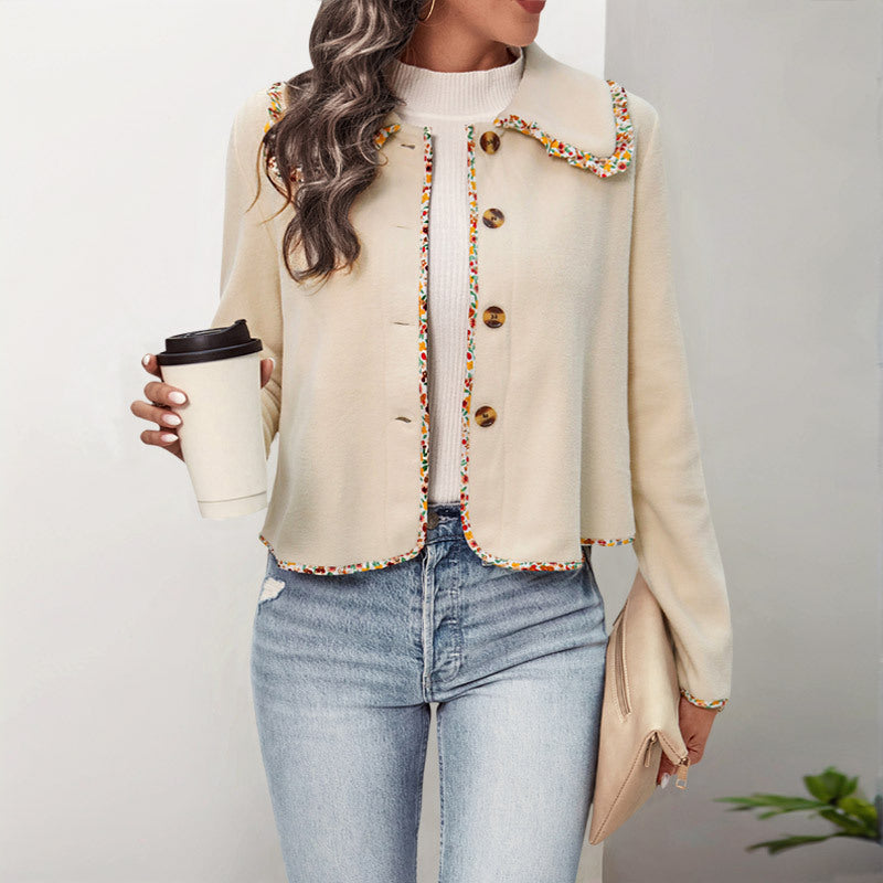 Damenjacke mit floralem Kragen und weichem Stoff