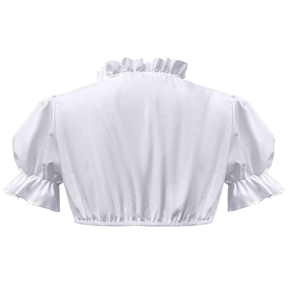 Detailaufnahme des Herzausschnitts der Damen-Dirndlbluse