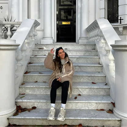 Damen Winterjacke mit Kapuze, Reißverschluss und Fronttaschen