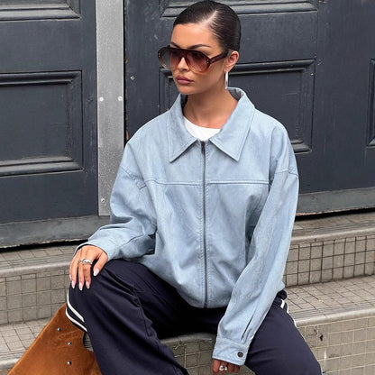 Rückansicht der eleganten Damen Kunstlederjacke