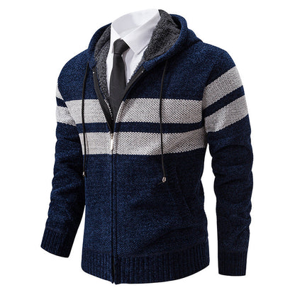 Innenansicht der Herrenjacke mit kuscheligem Teddyfutter