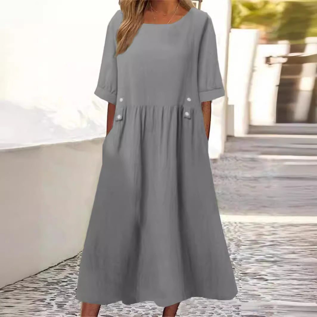 Graues Leinenkleid Damen, knielang, mit kurzen Ärmeln und Taschen, ideal für Sommermode. Elegantes Design, lässiger Stil, bequem und luftig.