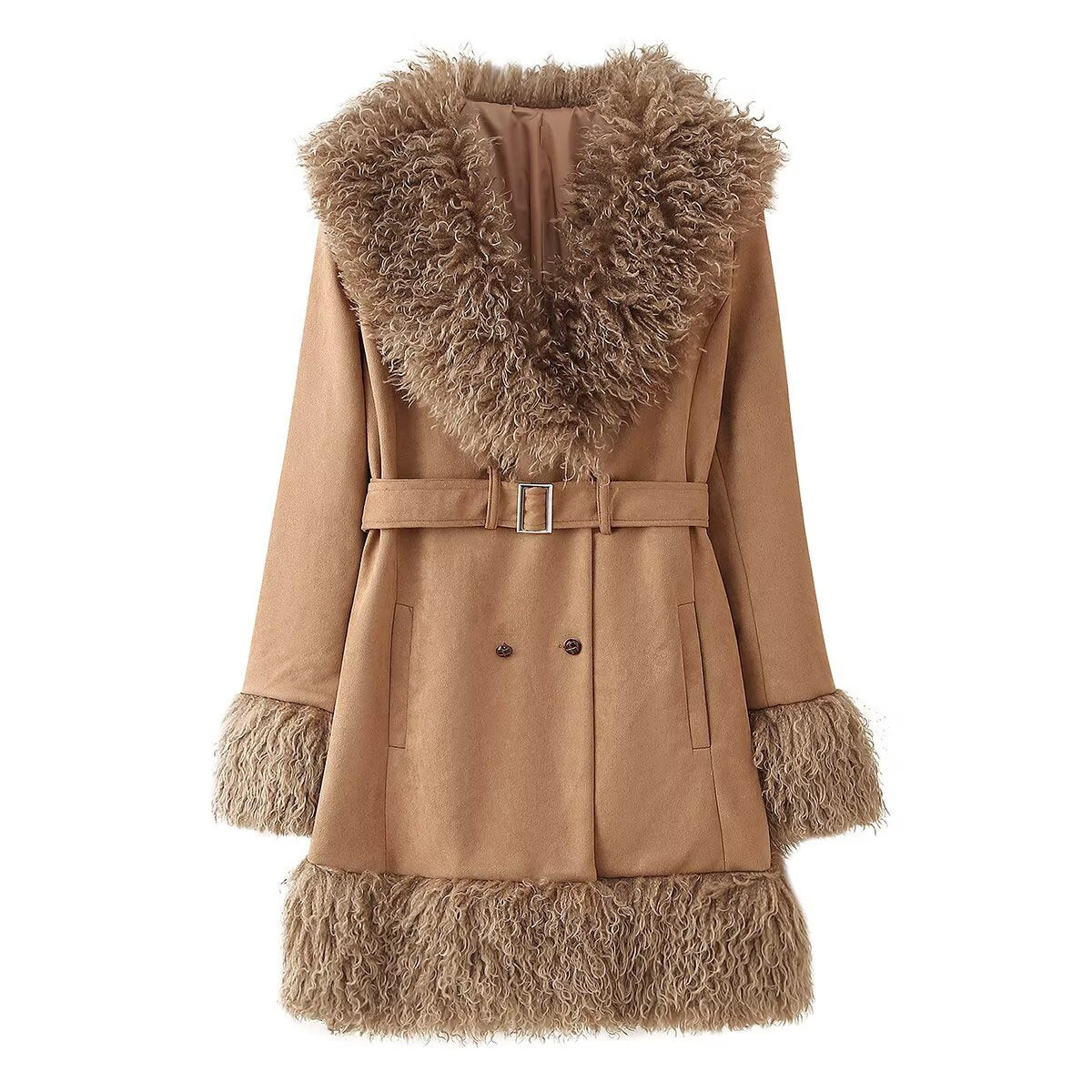 Nahaufnahme des voluminösen Kragens der Damen-Teddyjacke