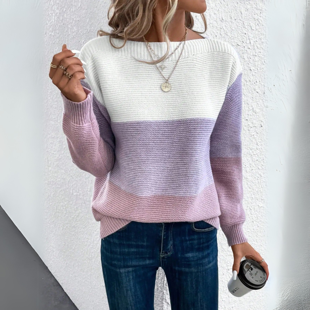 Detailansicht des U-Boot-Ausschnitts am Damen Farbblock-Strickpullover