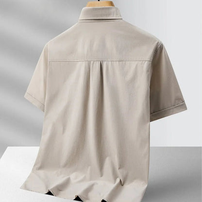 Herren Sommerhemd mit Blumenmuster und taillierter Passform