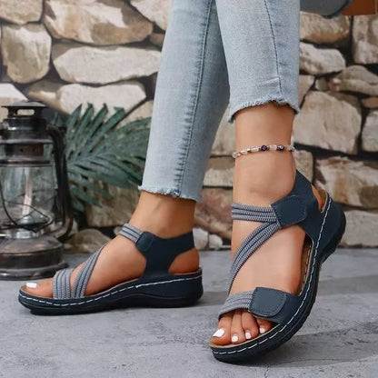 Women's summer sandals with straps, Roman design, padded insole