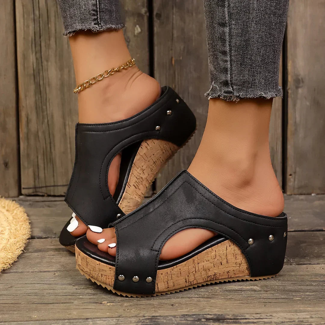 Keilsandalen Für Damen Mit Orthopädischer Fußgewölbeunterstützung Und Ziernieten
