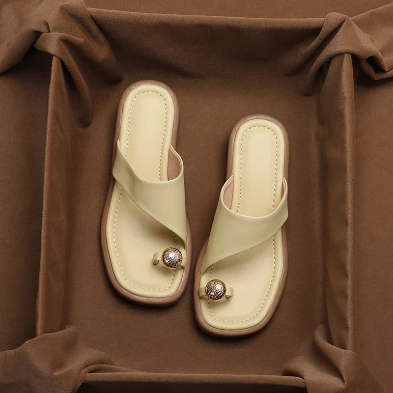 Women's summer sandals with square toe, block heel, and adjustable straps
