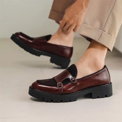 Herren-Loafer mit Doppelriemen und massiver Gummisohle