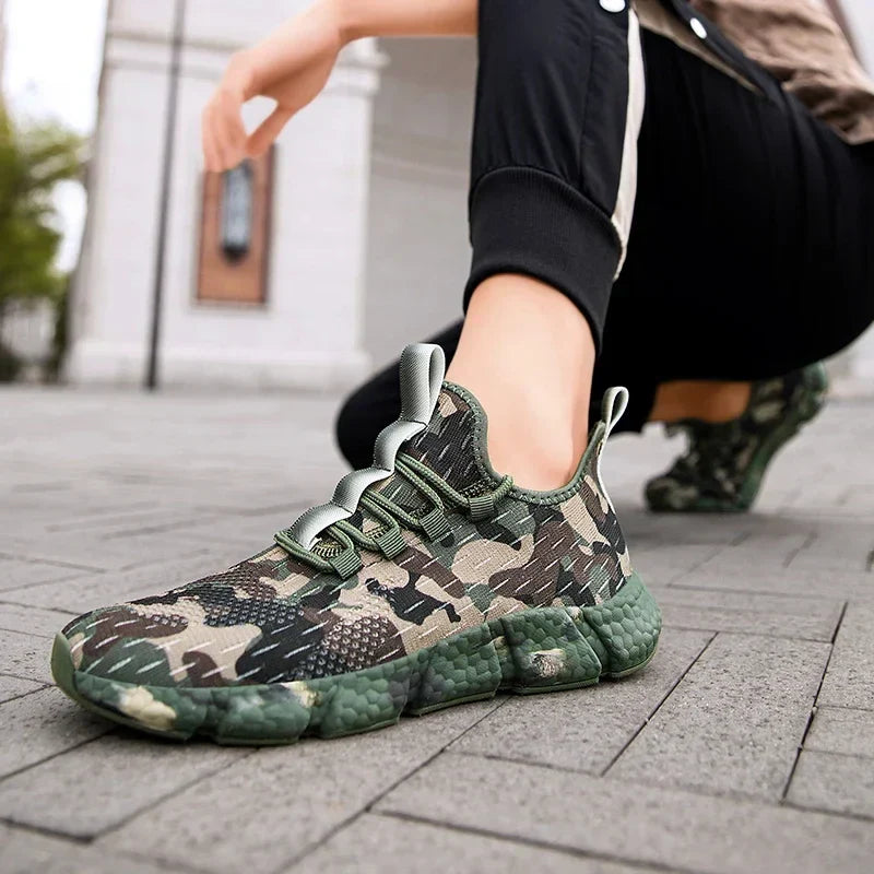 Men's Sneakers Breathable Mesh Camouflage Design Thick Sole