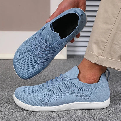 Men's Running Shoes Made of Breathable Mesh with Wide Toe Box and Cushioned Insole
