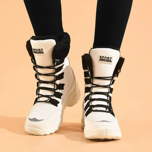 Damen Winterstiefel mit Fleecefutter und dicker Sohle für optimalen Halt