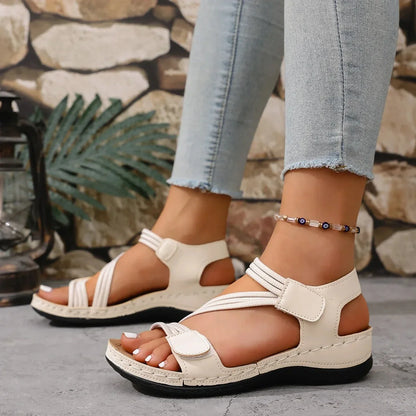 Women's summer sandals with straps, Roman design, padded insole