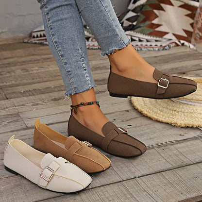 Damen-Loafer mit handgenähter Vorderkappe, gepolsterter Innensohle und flexibler Laufsohle