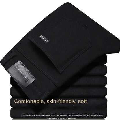 Herren-Jeans mit geradem Bein mittlerer Bundhöhe und verstärkten Nähten