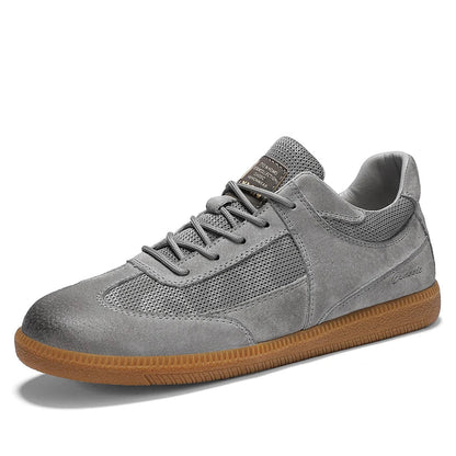 Herren-Sneaker mit rutschfester Sohle und detaillierter Naht