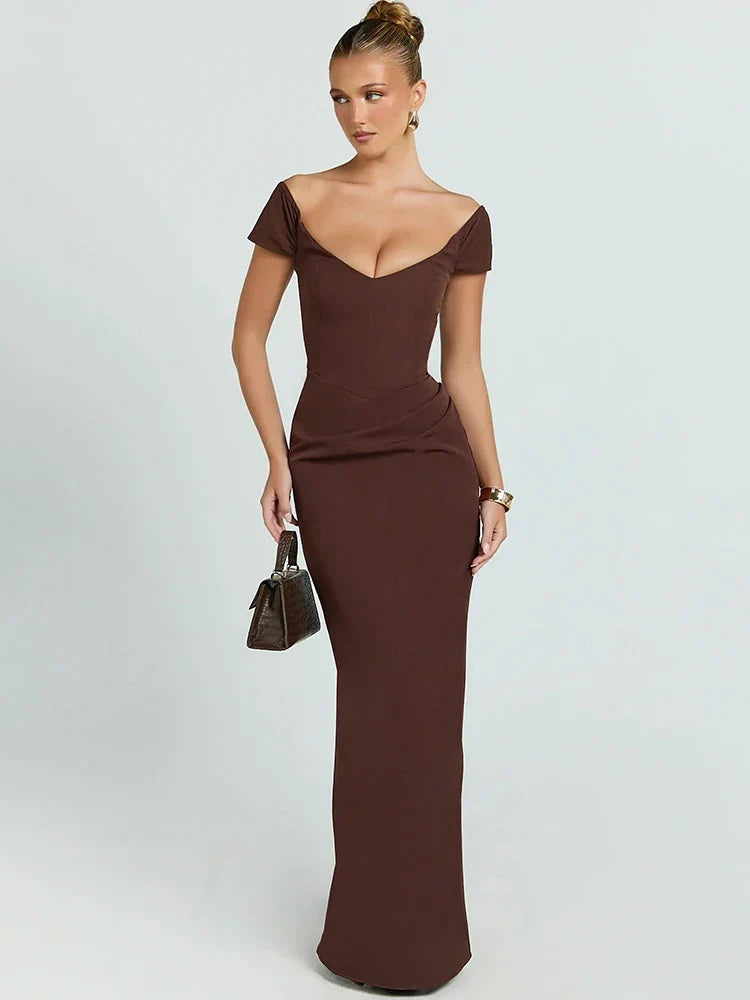 Elegantes Damenkleid in der Vorderansicht