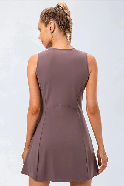 Damen Tennis Kleid Ärmellos Integrierte Shorts Taschen