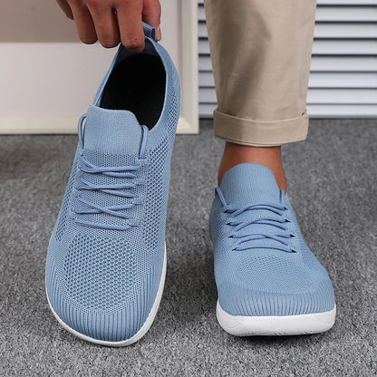 Men's Running Shoes Made of Breathable Mesh with Wide Toe Box and Cushioned Insole