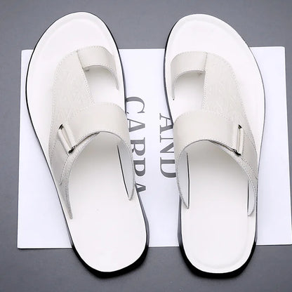 Herren-Sommersandalen Mit Zehenschlaufe, Fersenriemen, Konturiertem Fußbett Und Strukturiertem Obermaterial