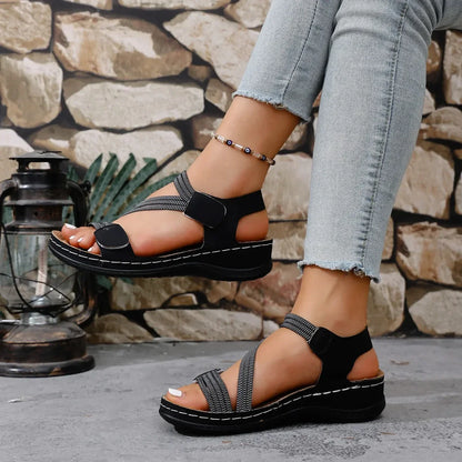 Women's summer sandals with straps, Roman design, padded insole