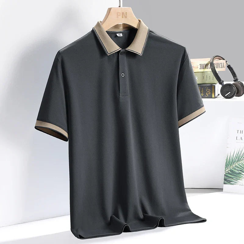 Men's polo shirt with contrasting trim and tailored fit