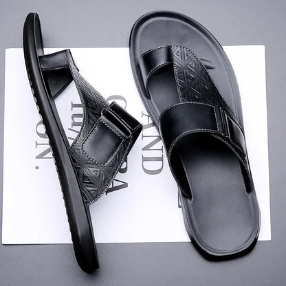 Herren-Sommersandalen Mit Zehenschlaufe, Fersenriemen, Konturiertem Fußbett Und Strukturiertem Obermaterial