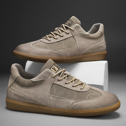 Herren-Sneaker mit rutschfester Sohle und detaillierter Naht
