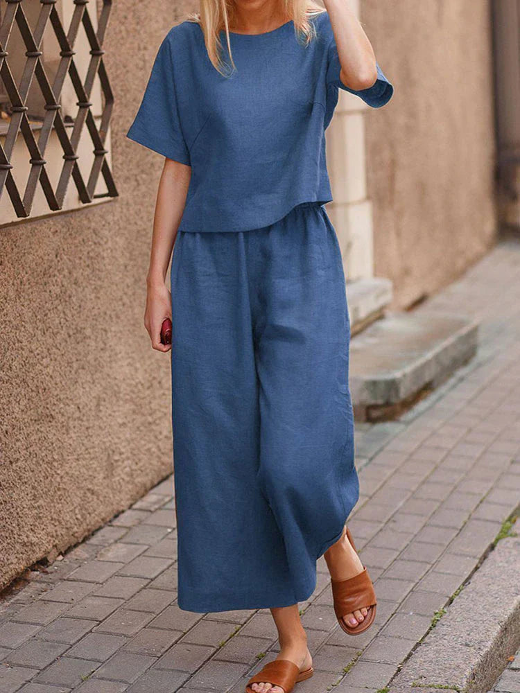 Women's summer two-piece set with round-neck shirt and loose trousers