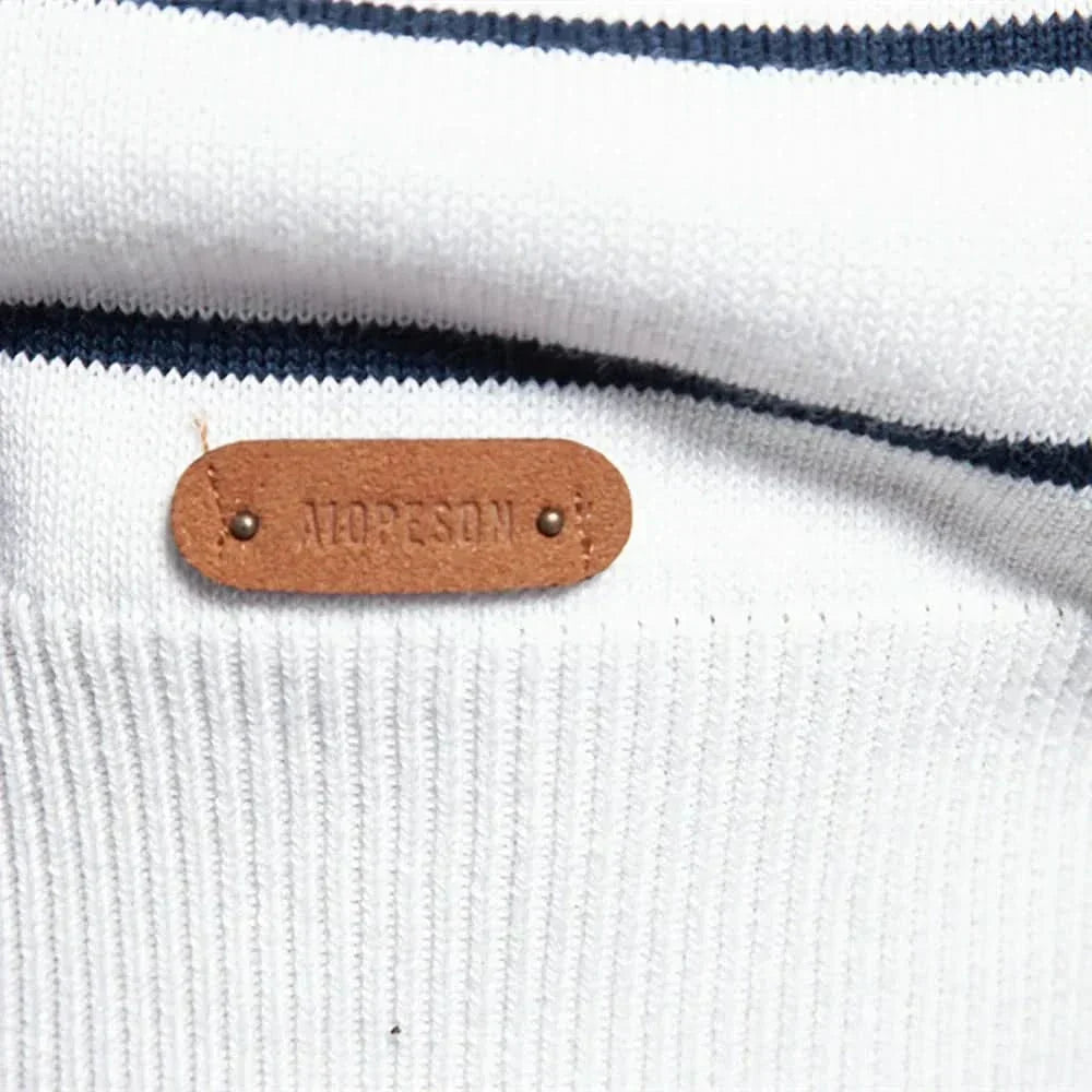 Bequemer gestreifter Pullover für Herren