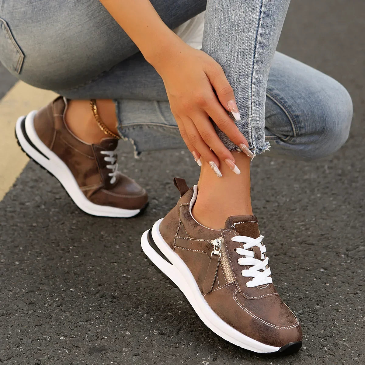 Damen Sneakers mit Plateau, Schnürung, seitlichem Reißverschluss und orthopädischer Sohle