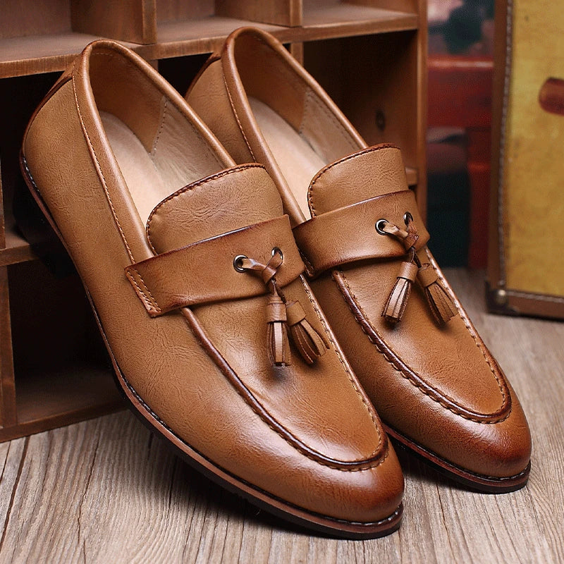 Herren Loafer Slip On Doppelquaste Satin Optik Glänzendes Obermaterial
