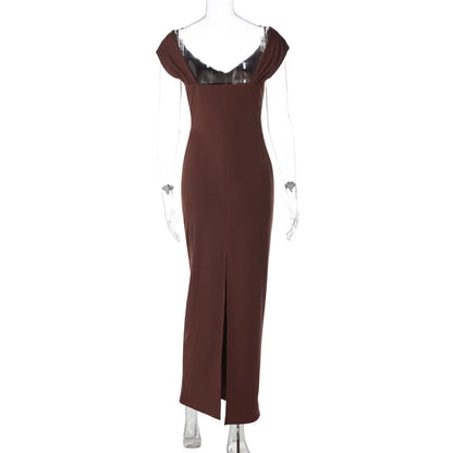 Elegantes langes Kleid in einer ansprechenden Studioansicht