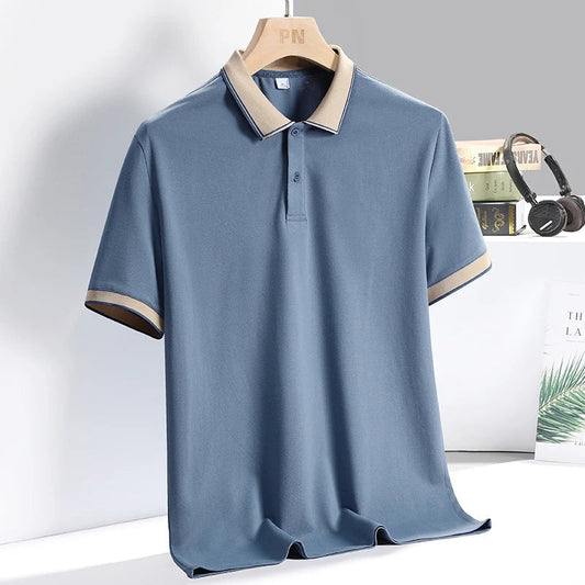 Men's polo shirt with contrasting trim and tailored fit