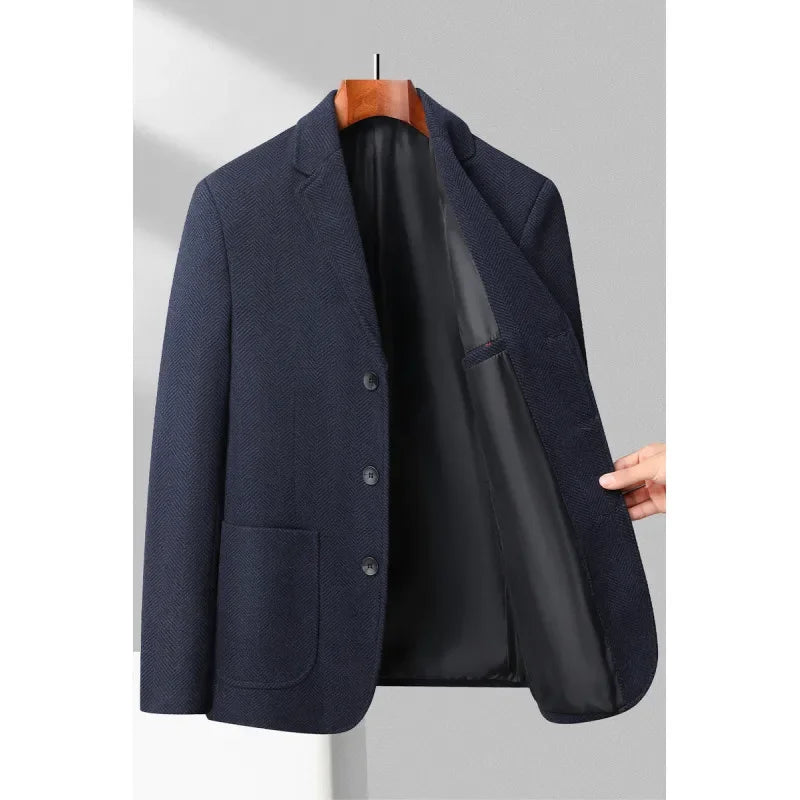 Men's Jacket with Tailored Fit and Light Padding