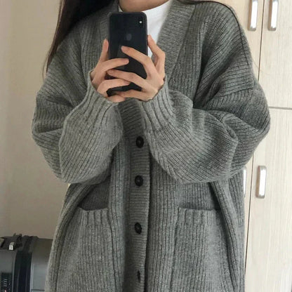 Women's Oversized Cardigan with Button Placket and Pockets