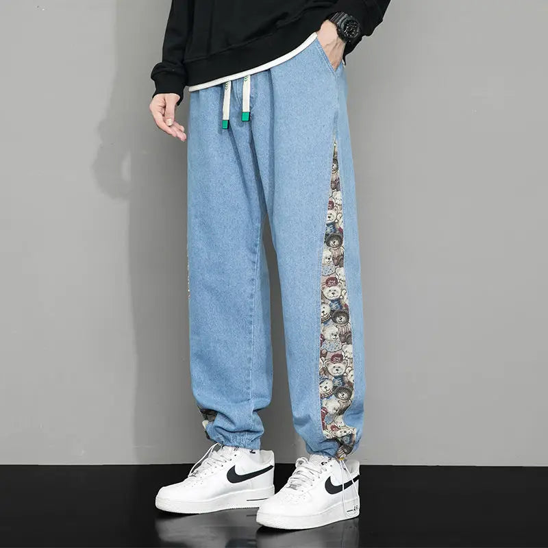 Herren Denim Jogger Hose mit Bären Print – Lockerer Schnitt